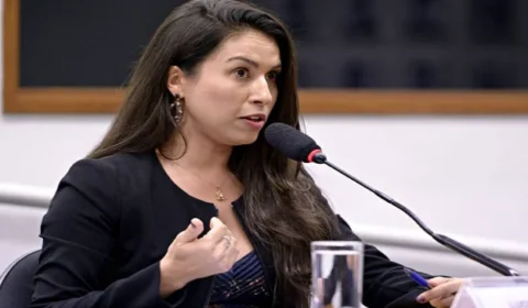 Juíza bolsonarista que se opôs a máscara na pandemia é novamente aposentada