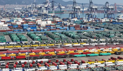 Superávit comercial da China passa de US$ 1 trilhão e cresce fora do mercado norte-americano