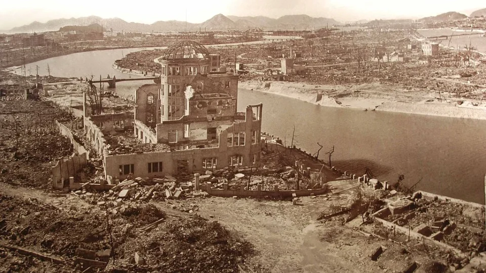 Quatro mil vezes mais que Hiroshima