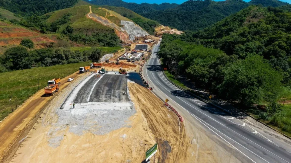 Obra na Serra das Araras deve concluir em maio 1º dos 24 viadutos previstos até 2029