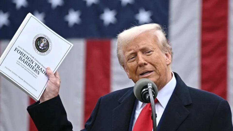 China anuncia que adotará tarifas de 84% contra os EUA, em resposta a Donald Trump