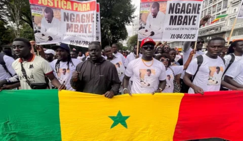 Senegaleses protestam em SP pelo assassinato de ambulante: ‘Não foi uma fatalidade’