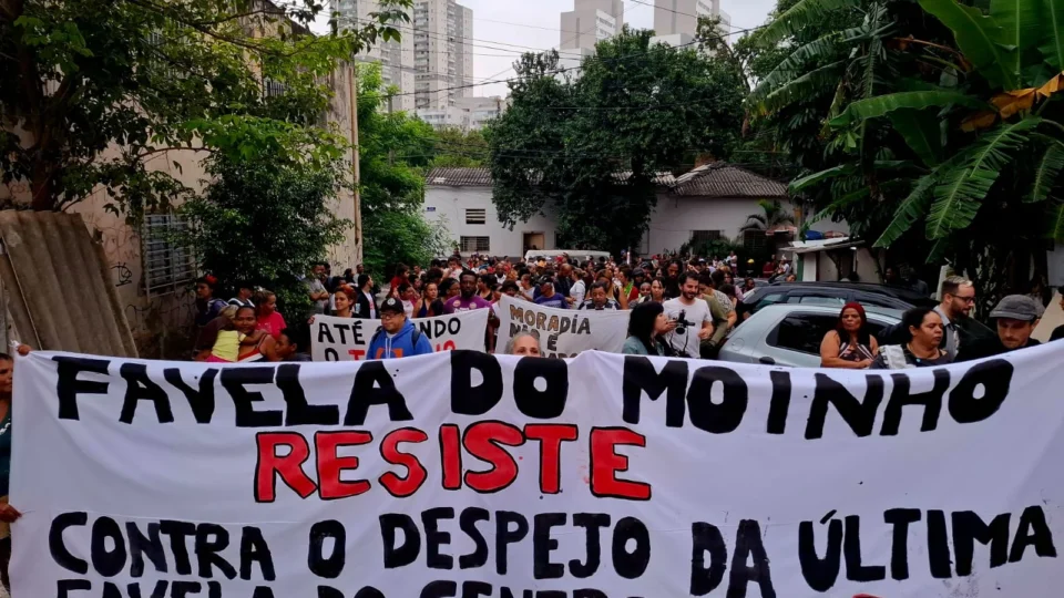 União desautoriza demolições e pede moradia gratuita para famílias do Moinho, em SP
