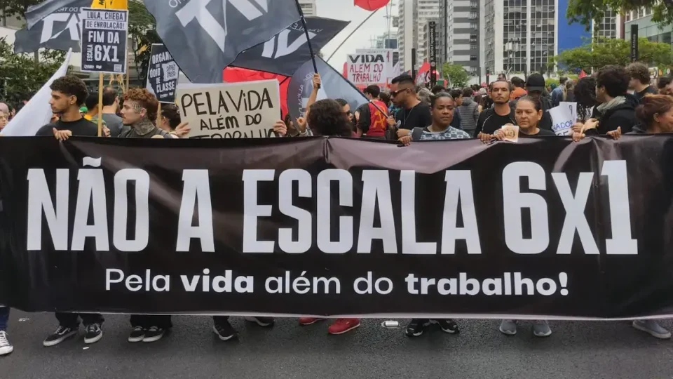 Senado volta a discutir PEC que propõe o fim da jornada 6×1