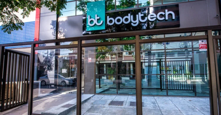 Diretora de ONG denuncia racismo contra filha de 7 anos em Bodytech
