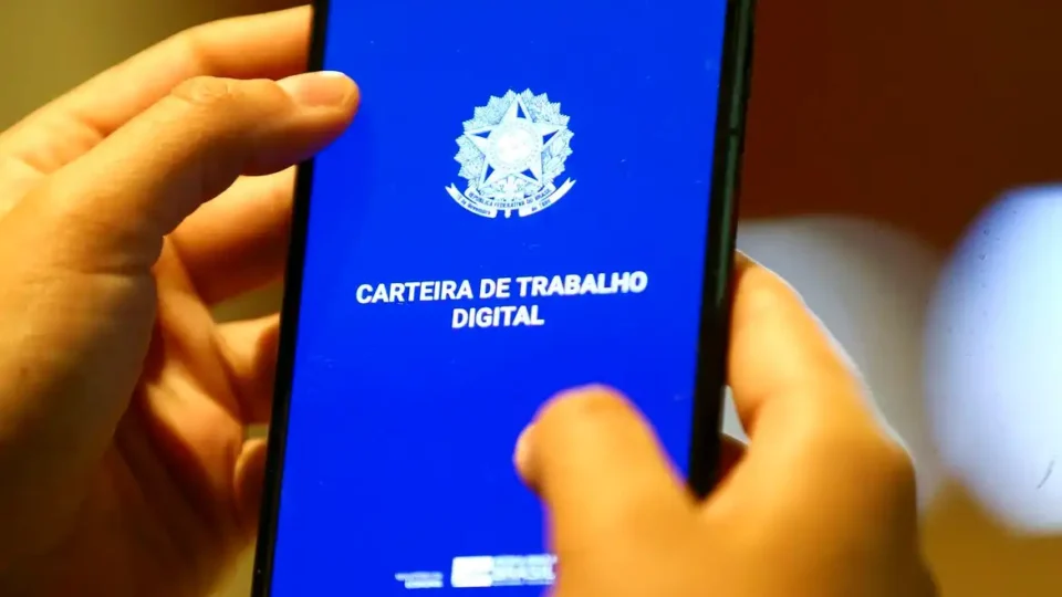 Consignado CLT: quais trabalhadores podem contratar e como evitar cair em golpes?
