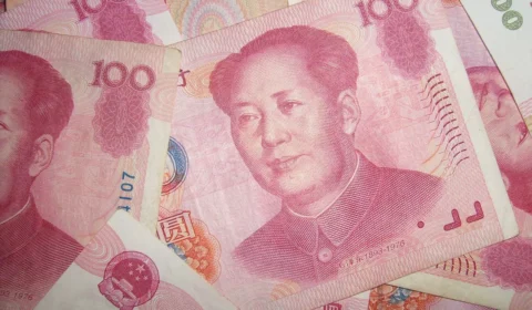 Com exportações em alta, China se impõe na disputa com os EUA