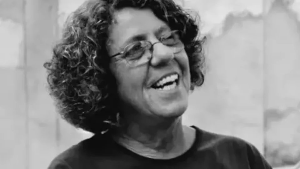 Morre no Rio a cantora e compositora Cristina Buarque