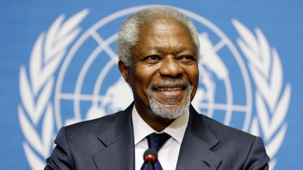 Na foto, Kofi Annan - o antigo secretário-geral da ONU em uma coletiva de imprensa. Imagem: divulgação