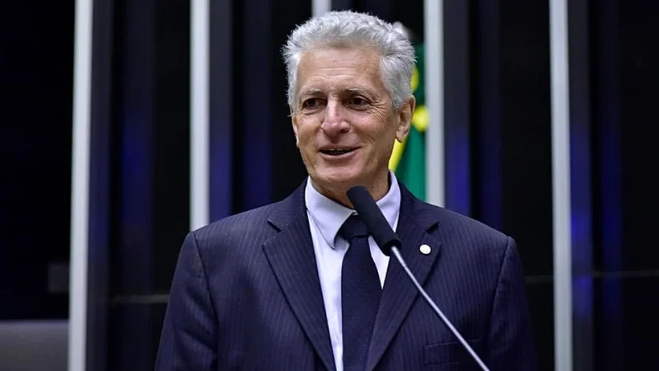 PT tenta aproximação com prefeito de Belo Horizonte de olho em 2026
