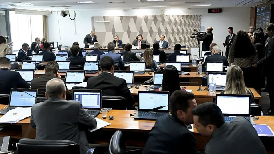 CCJ do Senado começa a debater Código Eleitoral com menor transparência sobre gastos