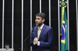 Deputado Pedro Lucas recusa convite para ser ministro das Comunicações