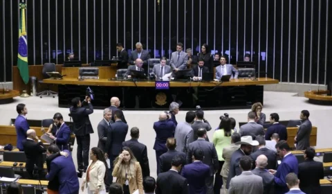 GASTANÇA: Senado pode decidir hoje se Câmara vai aumentar número de deputados