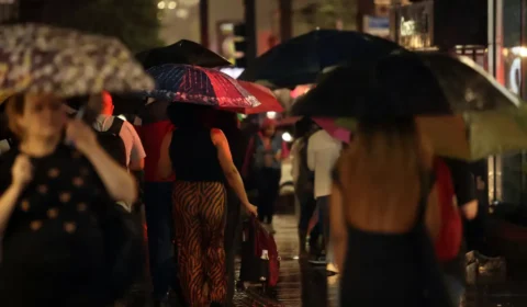 Previsão do tempo: terça-feira tem chuvas fortes e queda de temperatura no país