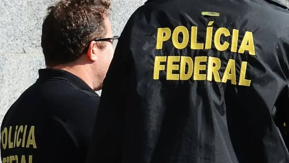 PF prende em Manaus advogados suspeitos de integrar o Comando Vermelho