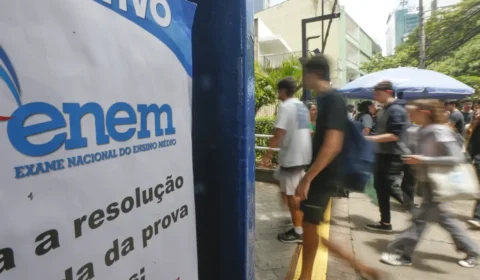 Beneficiário do Pé-de-Meia ganha R$ 200 se fizer dois dias de Enem