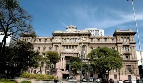 TJSP, contrário a fim de penduricalhos, quadruplica extras a desembargadores em 2 anos
