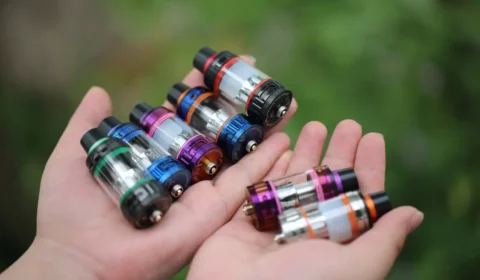 Cigarro eletrônico: campanha usa linguagem gamer para alertar sobre riscos