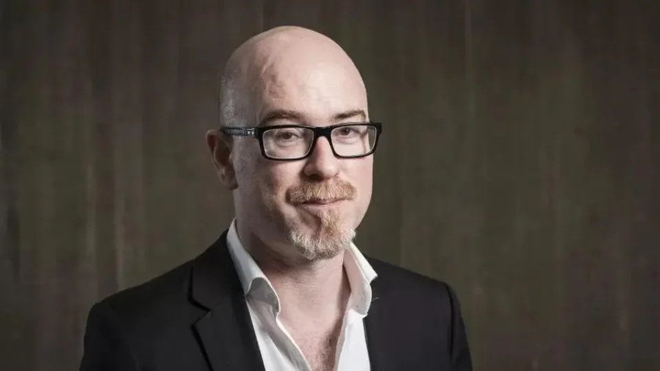 Vladimir Safatle e “O Capital”: escutar o sofrimento é romper com o fetiche
