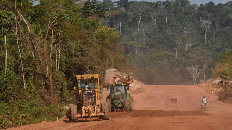 Senado avança na implosão de regras para o licenciamento ambiental