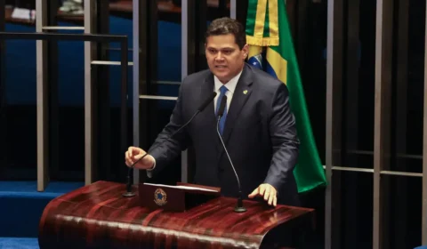 Alcolumbre acelera PL do licenciamento ambiental e Marina deve ter nova derrota