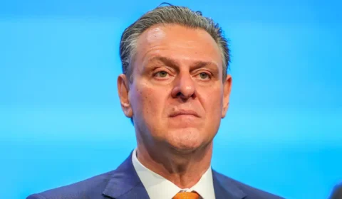 Ministro afirma que foco de gripe aviária está contido; Brasil busca preservar liderança global