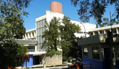 Escola de Enfermagem da USP cancela aula aberta de astrologia após críticas