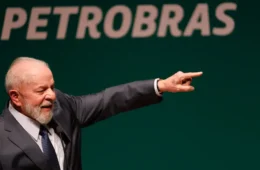 Petrobras corta preços, mas postos aumentam lucros e combustíveis encarecem