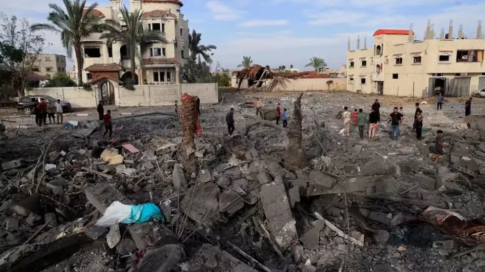 Israel fecha corredor humanitário e declara Cidade de Gaza ‘zona de combate perigosa’