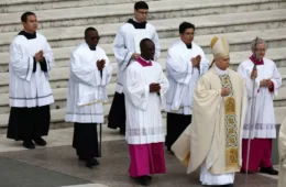 Em ato histórico, papa pede perdão pelo envolvimento da Igreja na escravidão