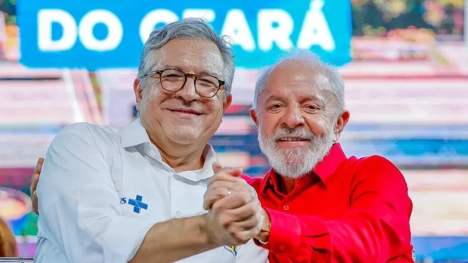 Lula rebatiza programa de especialistas no SUS e inclui rede privada e atendimentos em carretas