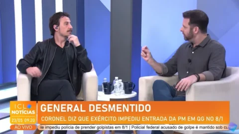 Trama golpista previa Bolsonaro “esperando” no exterior enquanto golpistas agiam no Brasil