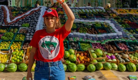 Com alimentos sem veneno, Feira do MST é alternativa a ‘projeto de morte imposto aos brasileiros’