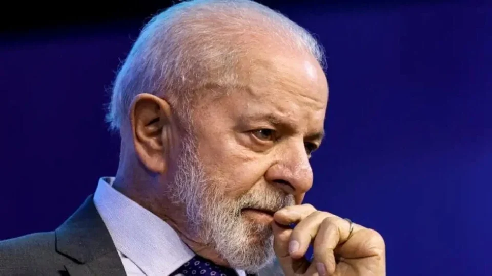 Petistas recuam, bolsonaristas avançam, e grupos empatam pela 1ª vez, diz Datafolha