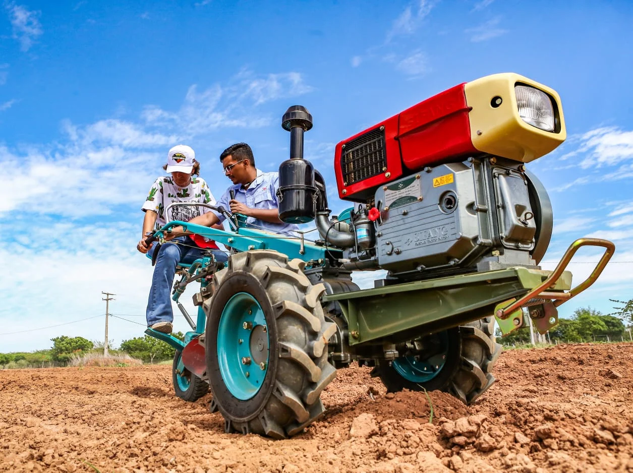 Dificuldade de acesso ao crédito impossibilita a aquisição de equipamentos para otimizar a produção de agricultores familiares. Foto: Geirlys Silva