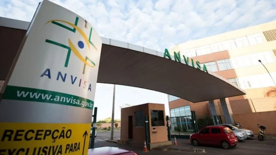 Anvisa suspende suplementos da marca Power Green