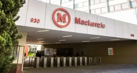 Fachada do Colégio Presbiteriano Mackenzie, em xxx, São Paulo