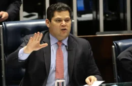 Decisão do Congresso que aumentou conta de luz equivale a 6 anos de bandeira vermelha