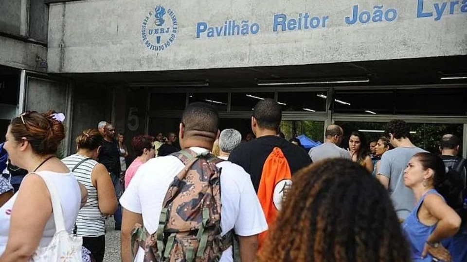 Uerj faz reavaliação para buscar alunos já matriculados que tenham direito às cotas