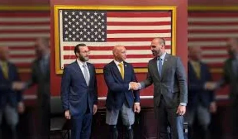 Eduardo Bolsonaro e influenciadores de direita articulam punição contra STF nos EUA
