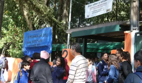 Escola premiada pela Unesco teme retrocesso após afastamento de diretor em SP