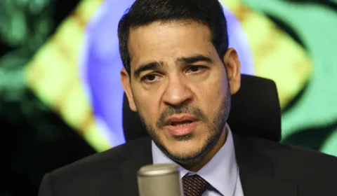 Lula deve nomear Jorge Messias para o STF nos próximos dias