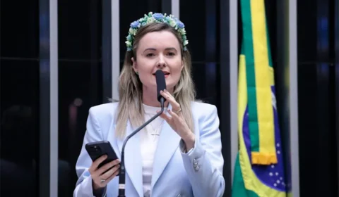 Após reportagens do ICL Notícias, deputada aciona PGR contra Júlia Zanatta e Zé Trovão