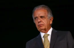 Após tentativa de Múcio e Randolfe, PEC do Viagra volta a estagnar no Senado