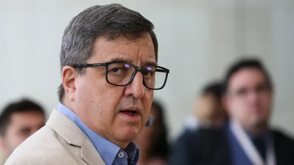 Câmara aprova urgência de PL que inclui facções em atos de terrorismo