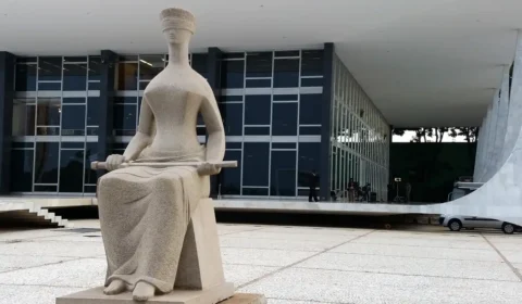 Advogado questiona ausência de presidente do PL entre denunciados por tentativa de golpe