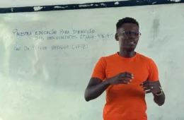 Programa Pé-de-Meia para formação de professores preenche só 6.500 das 12 mil vagas