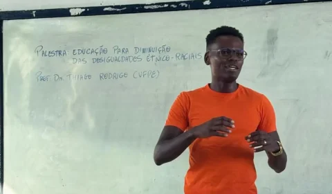 Programa Pé-de-Meia para formação de professores preenche só 6.500 das 12 mil vagas