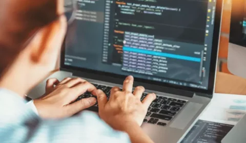 8 carreiras em tecnologia em alta e os cursos ideais para começar na área