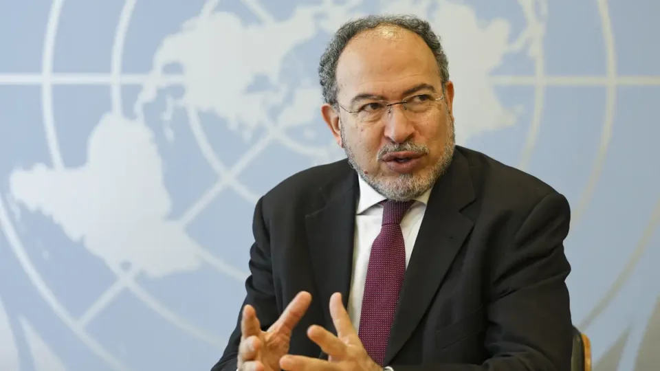 Desinformação é principal risco global para 2025, afirma Unesco